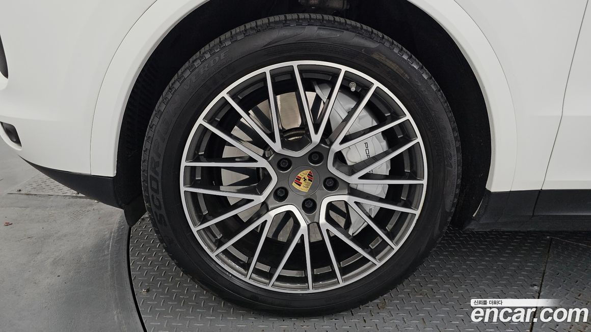 Porsche Cayenne 2020