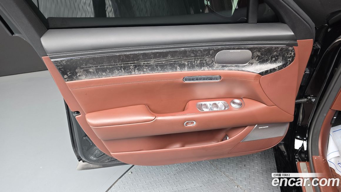 Genesis G90 2023