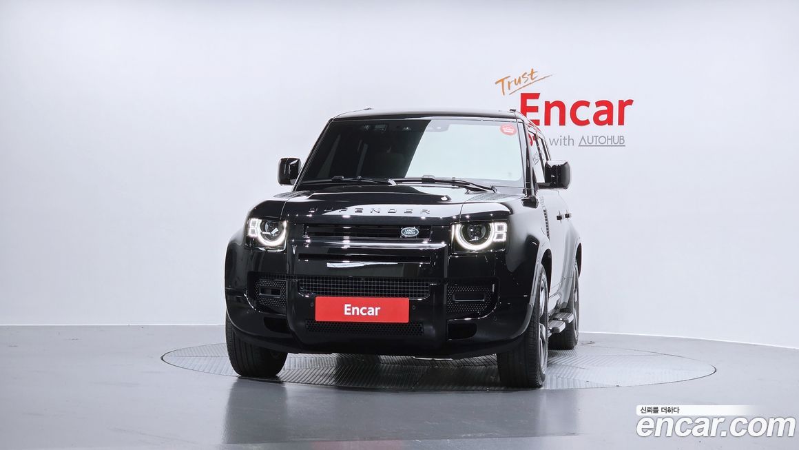 Land Rover Defender 2025