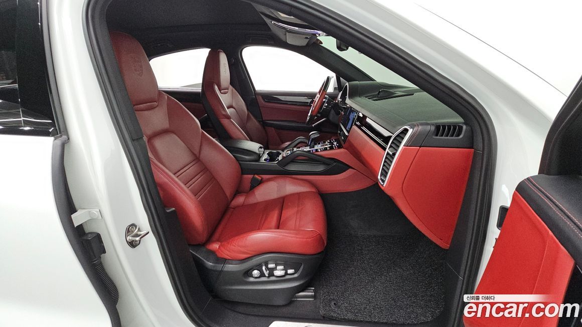 Porsche Cayenne 2020