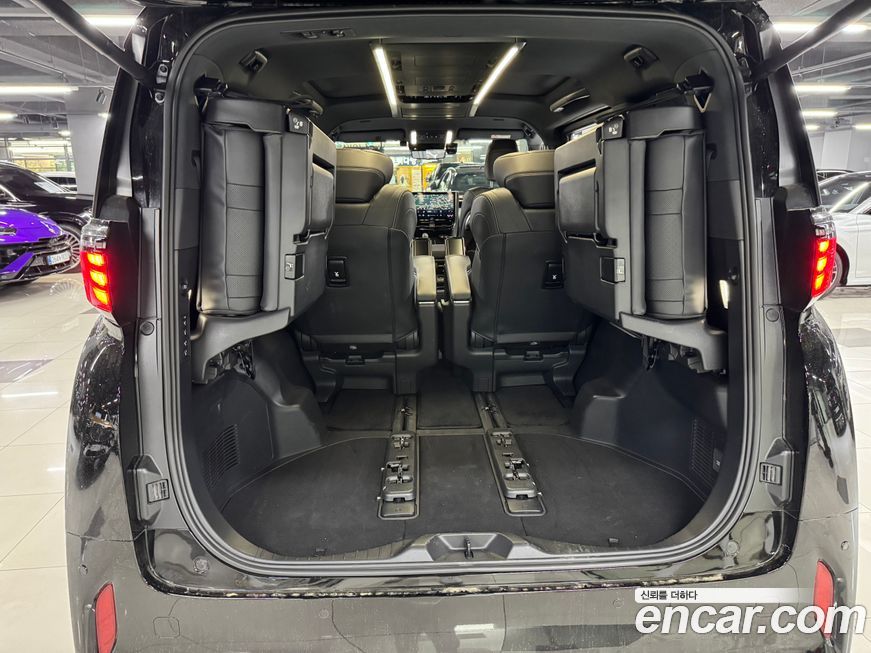 Toyota Alphard 2024