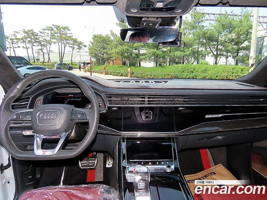 Audi SQ8 2021