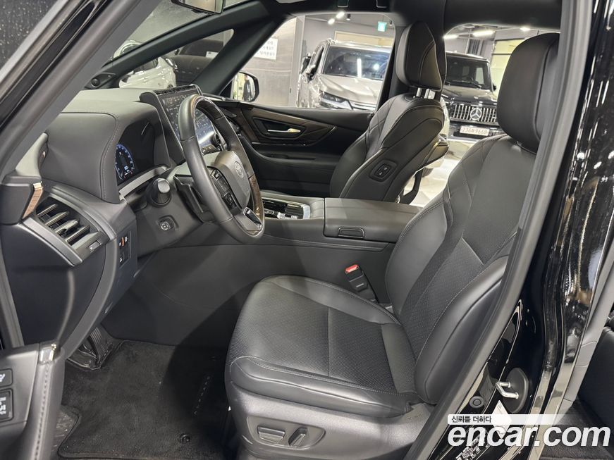 Toyota Alphard 2024