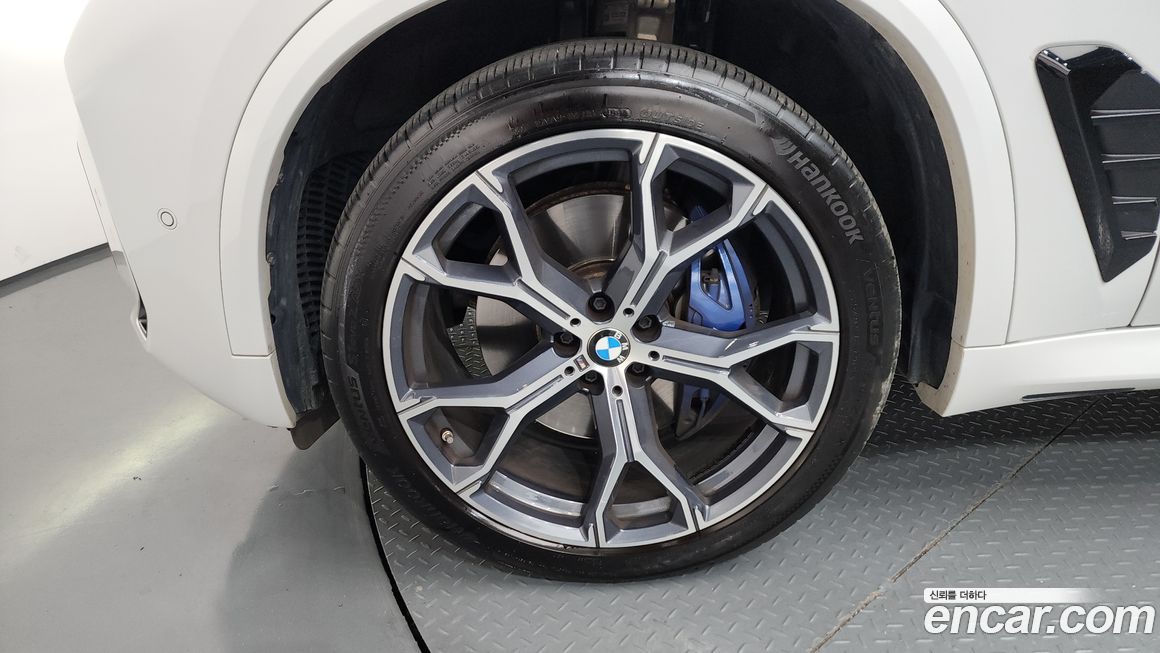 BMW X5 2024