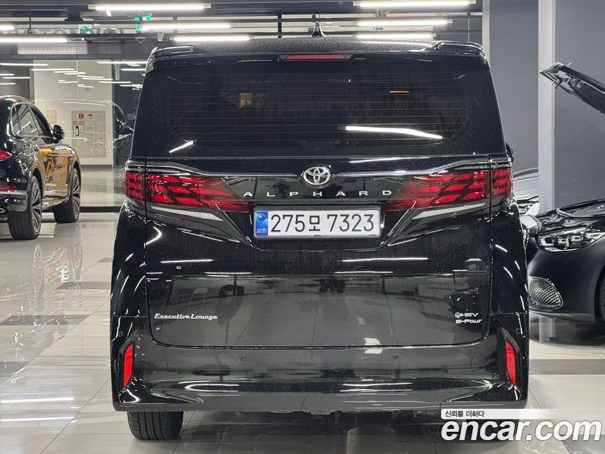 Toyota Alphard 2024