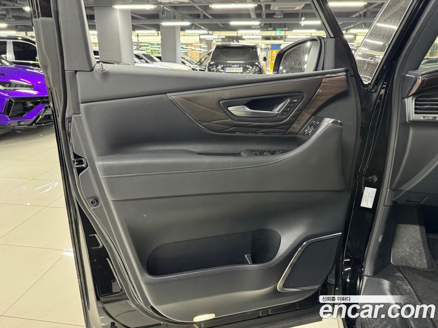 Toyota Alphard 2024