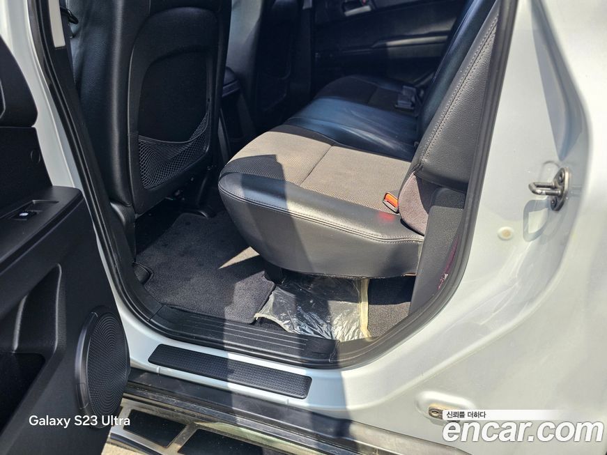 KG_Mobility_Ssangyong KORANDO 2012