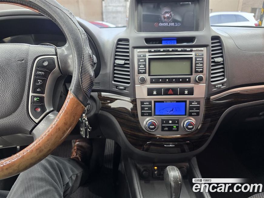 Hyundai Santafe 2011