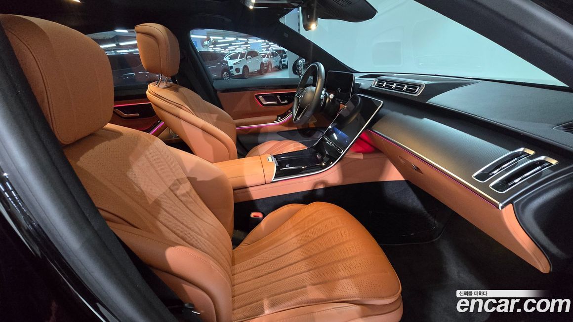 Mercedes-Benz S-Class 2024