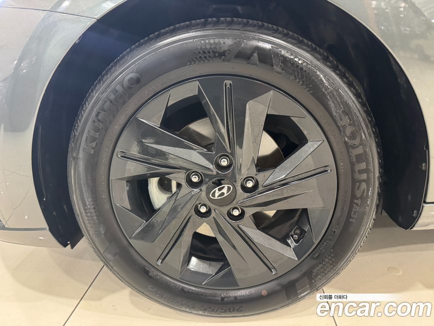 Hyundai AVANTE 2023