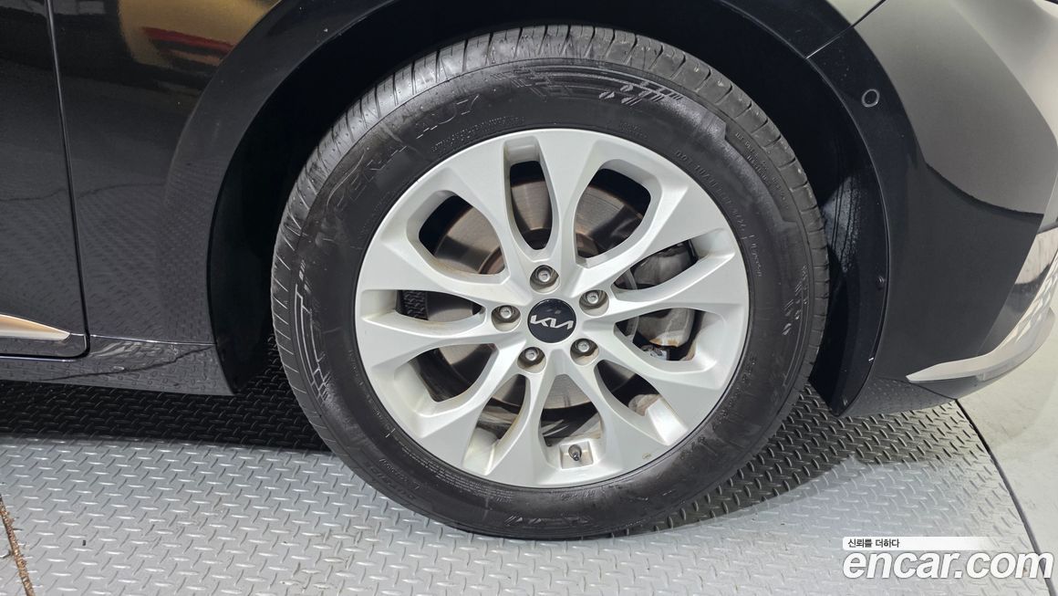 Kia K8 2024