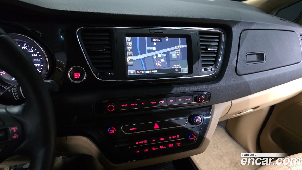 Kia Canival 2019