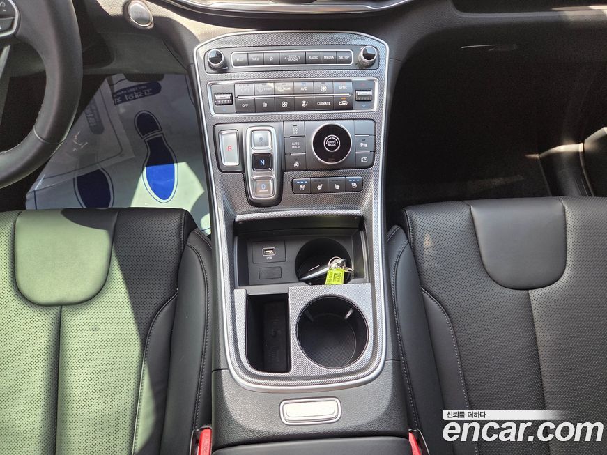 Hyundai Santafe 2022