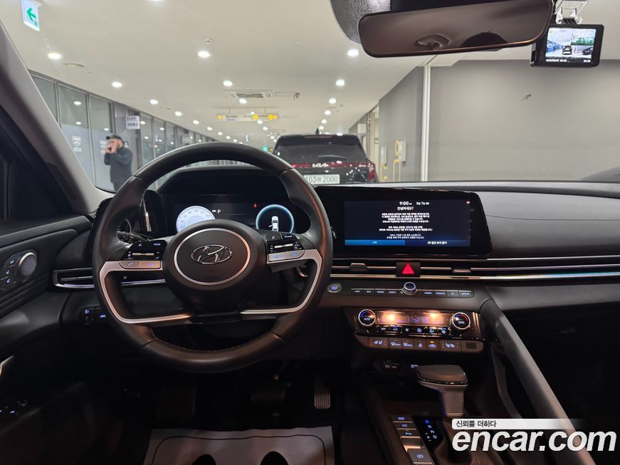 Hyundai AVANTE 2023