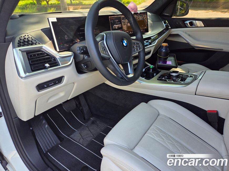 BMW X7 2025