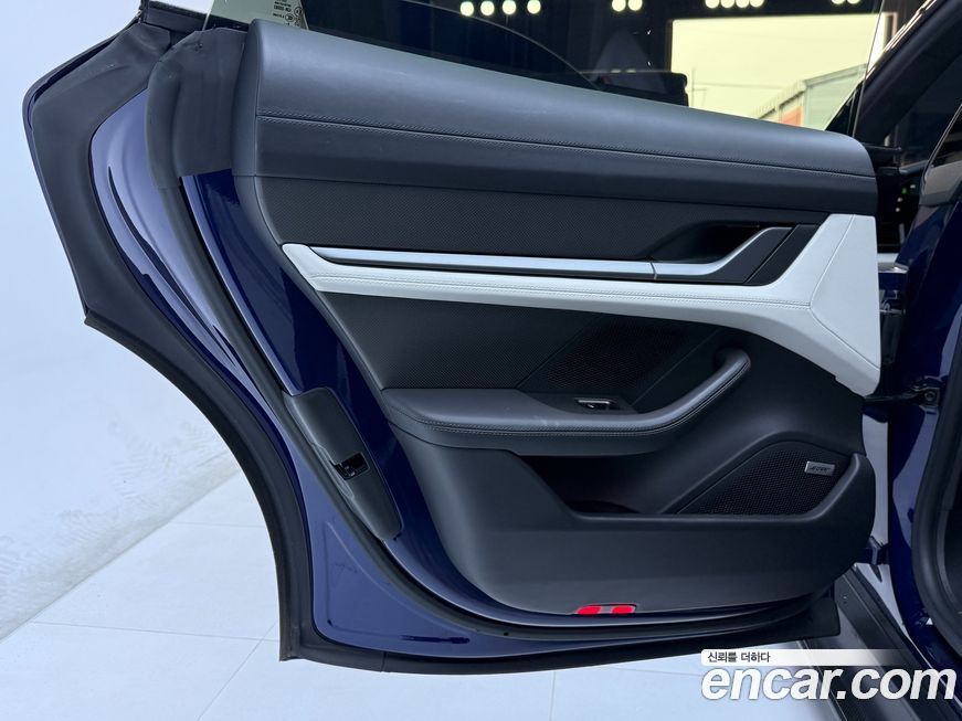 Porsche Taycan 2021