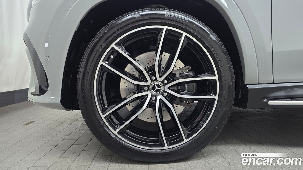 Mercedes-Benz GLS-Class 2024