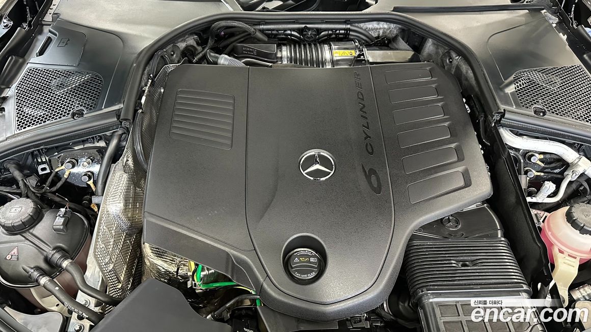Mercedes-Benz S-Class 2026