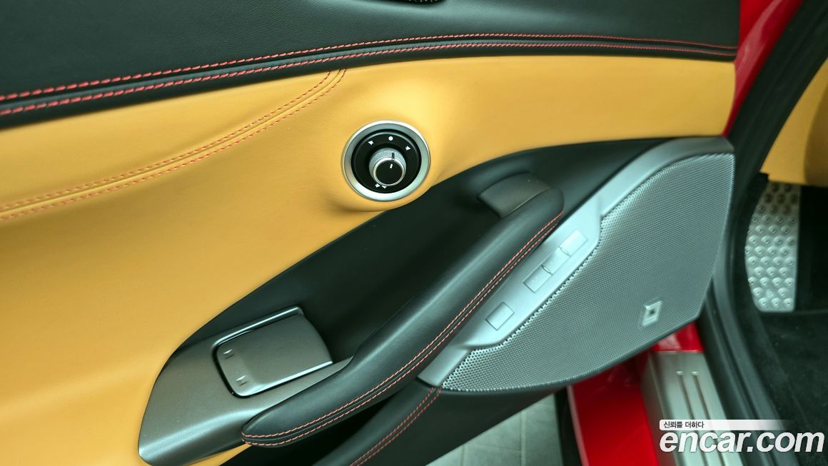 Ferrari Portofino 2020