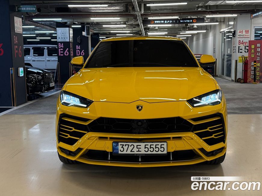 Lamborghini Urus 2020