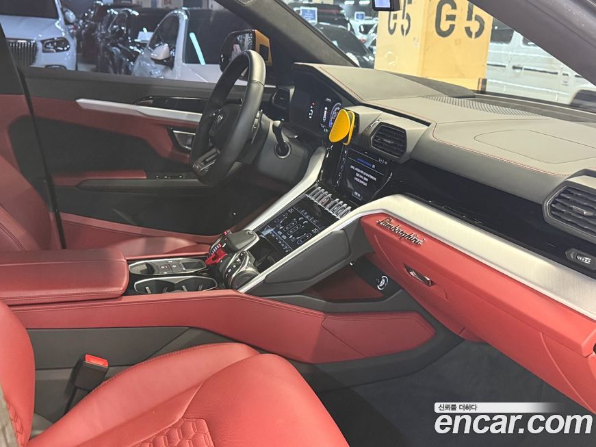Lamborghini Urus 2020
