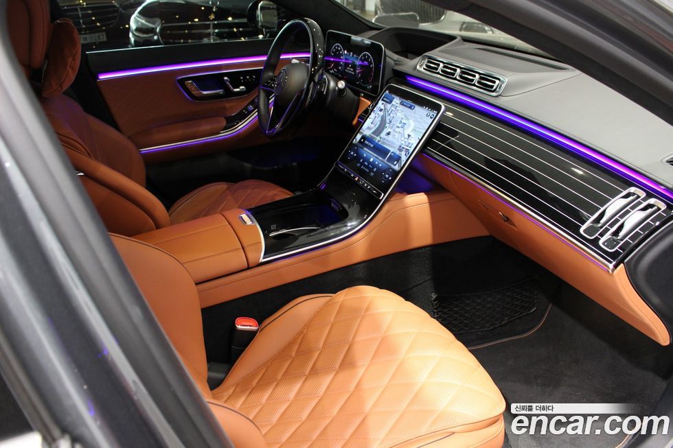 Mercedes-Benz S-Class 2025