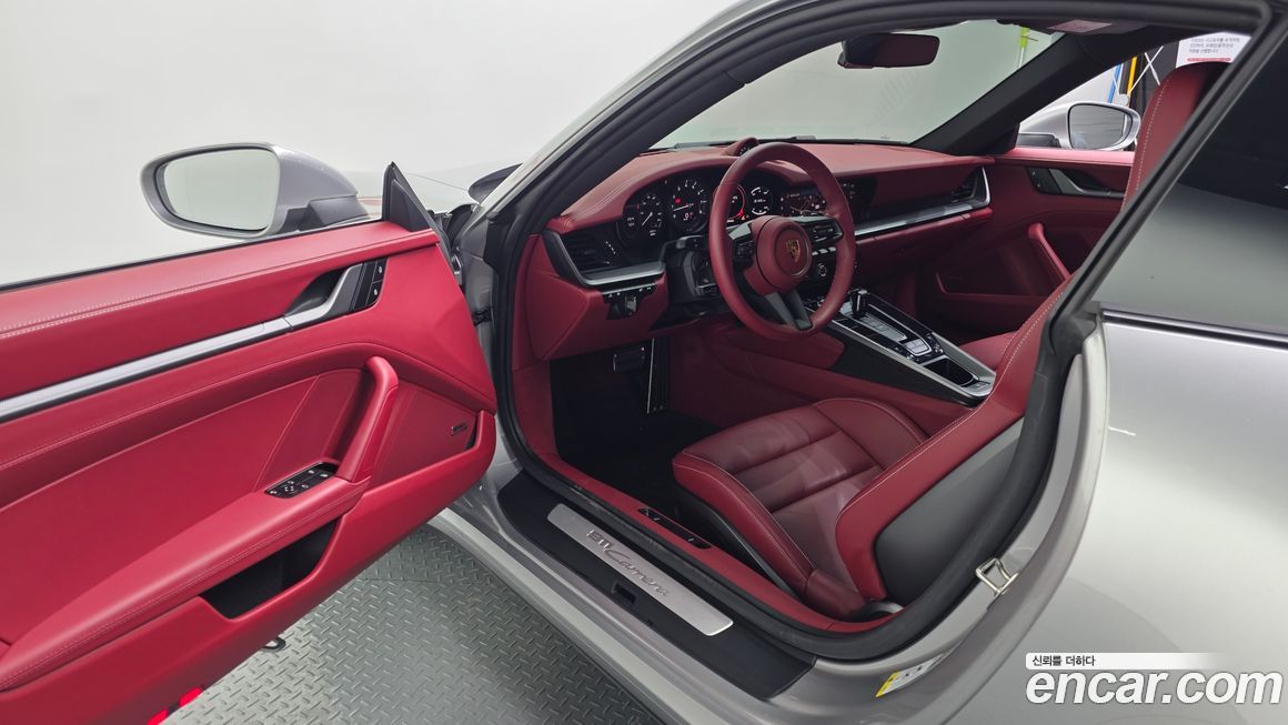 Porsche 911 2024