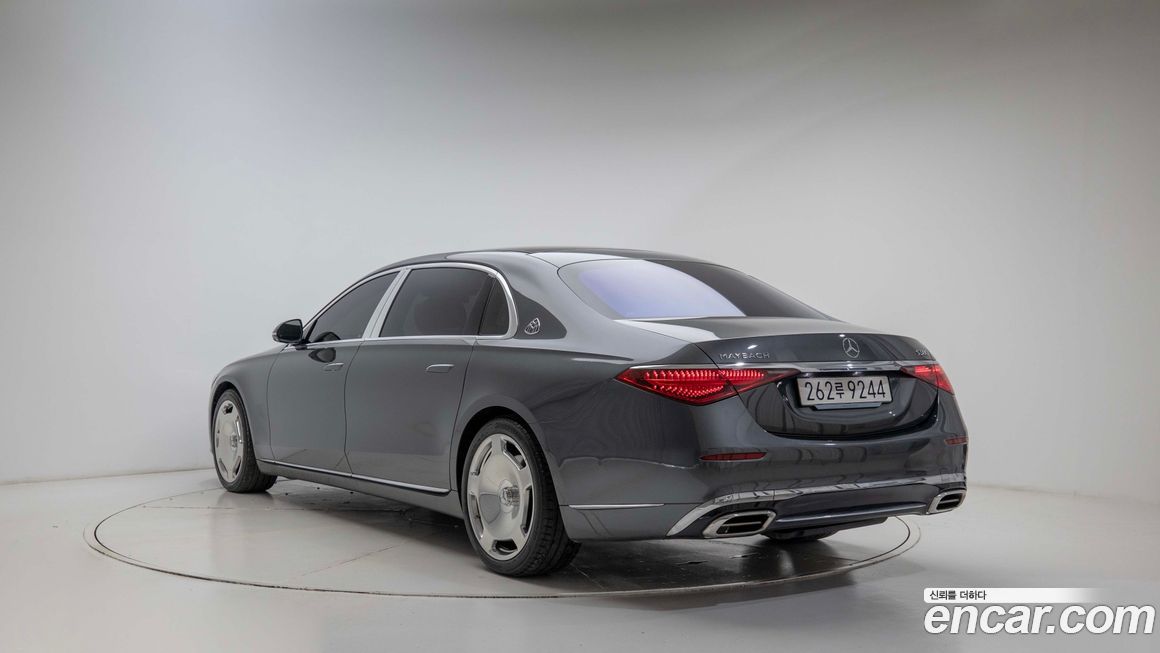 Mercedes-Benz S-Class 2024
