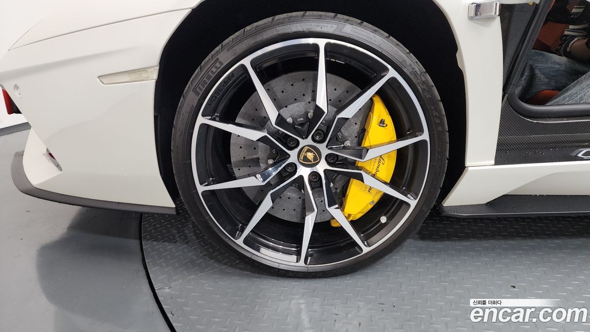 Lamborghini Aventador 2018