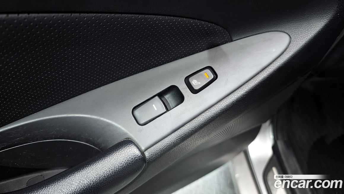 Hyundai Sonata 2010