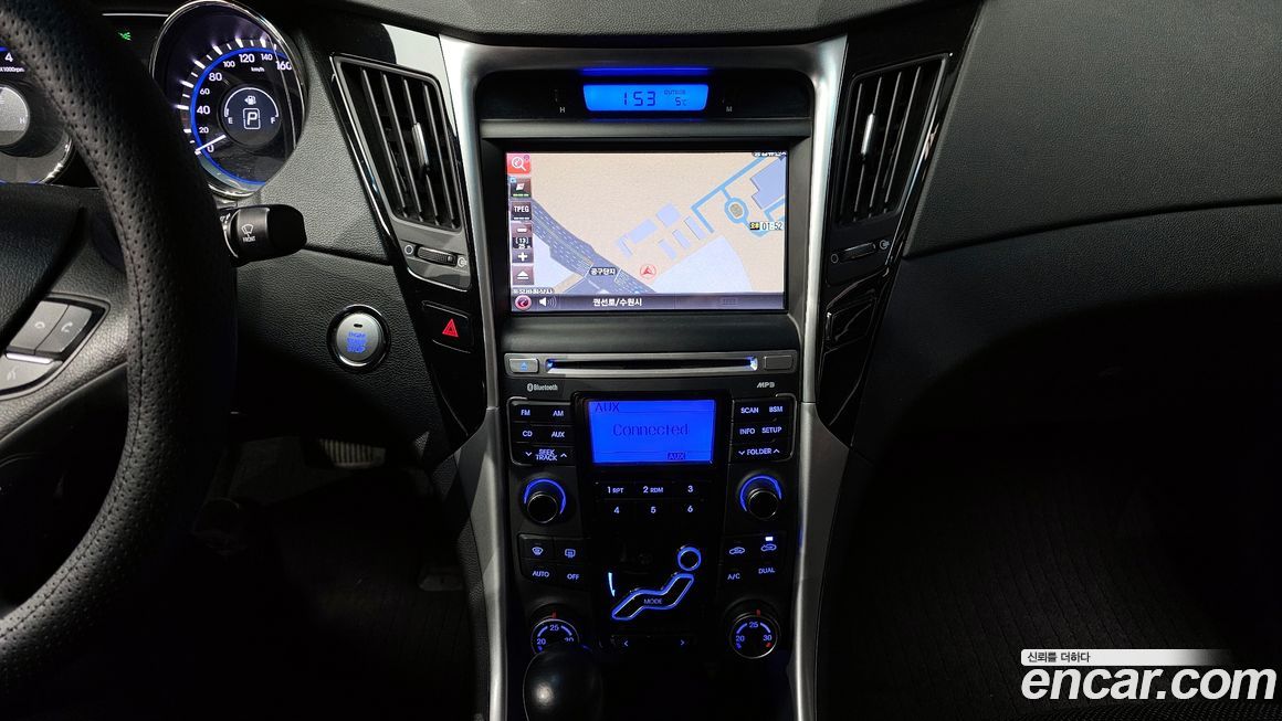 Hyundai Sonata 2010