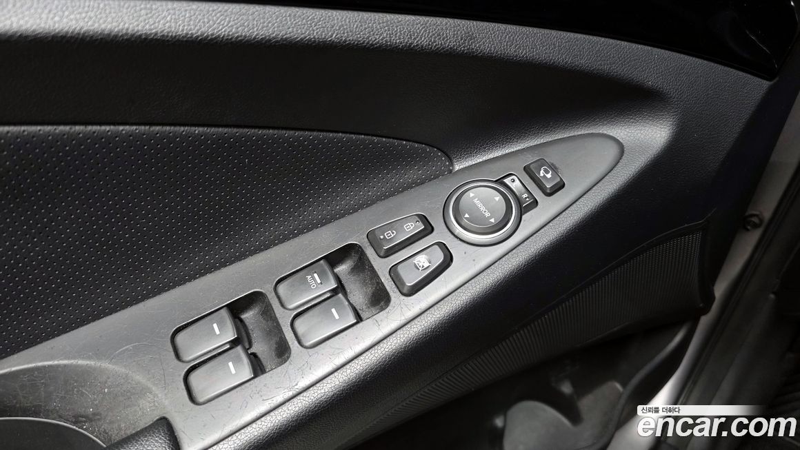 Hyundai Sonata 2010