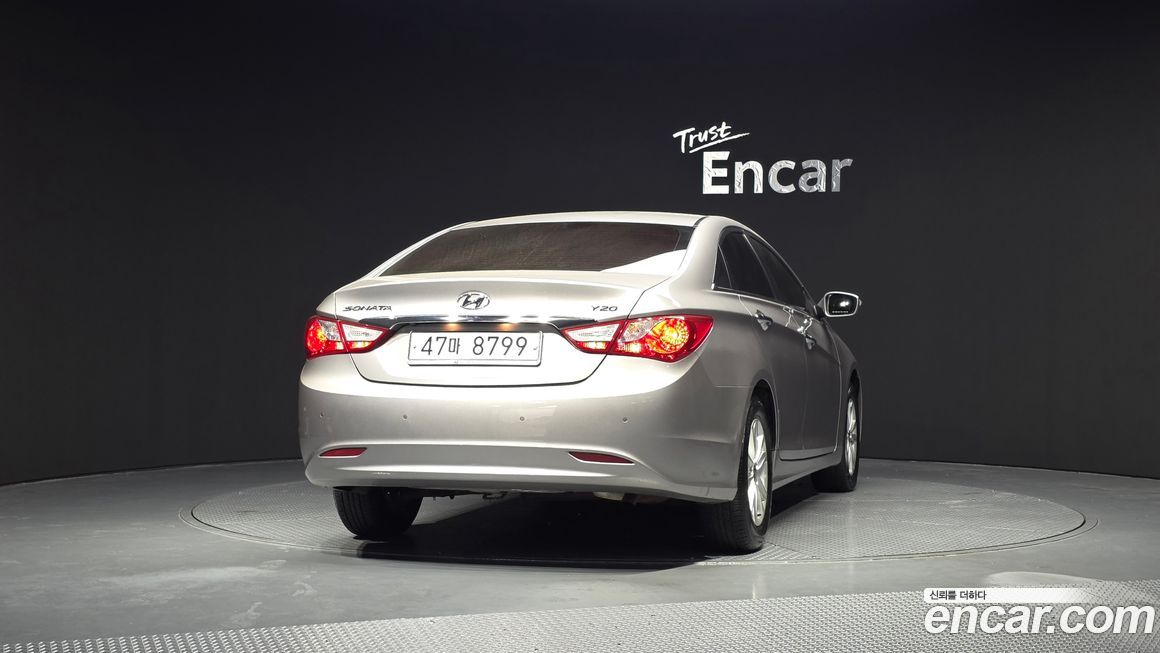 Hyundai Sonata 2010