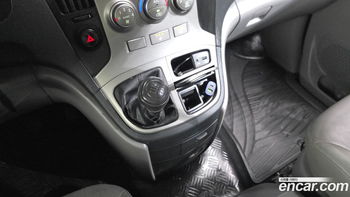 Hyundai Starex 2015