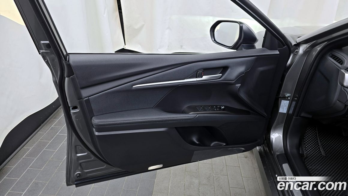 Toyota Camry 2025