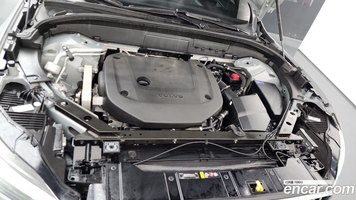 Volvo XC60 2024