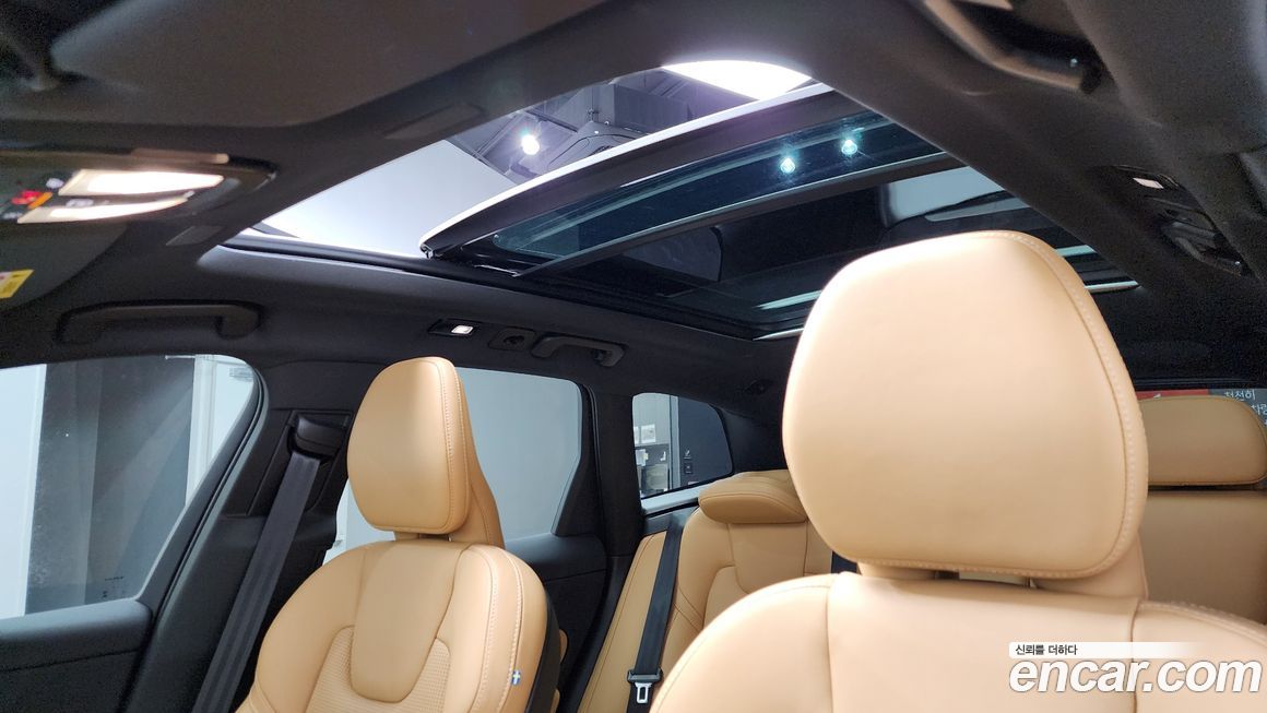 Volvo XC60 2024