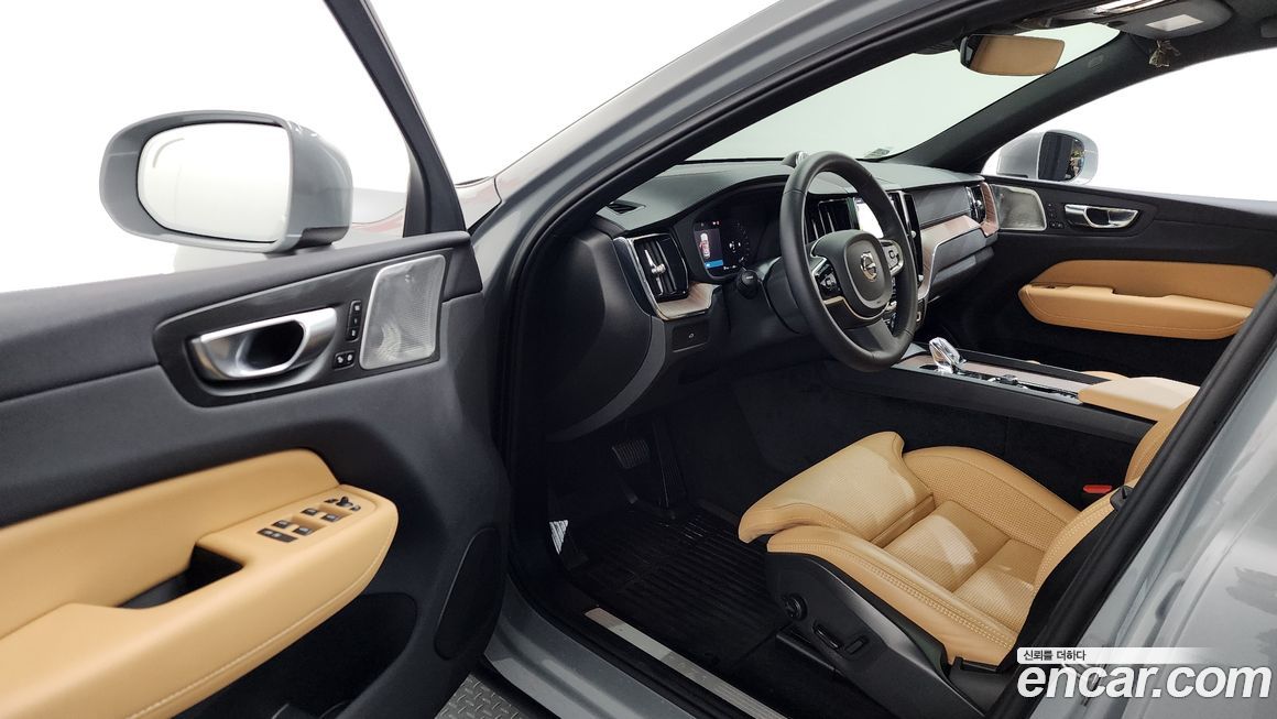 Volvo XC60 2024