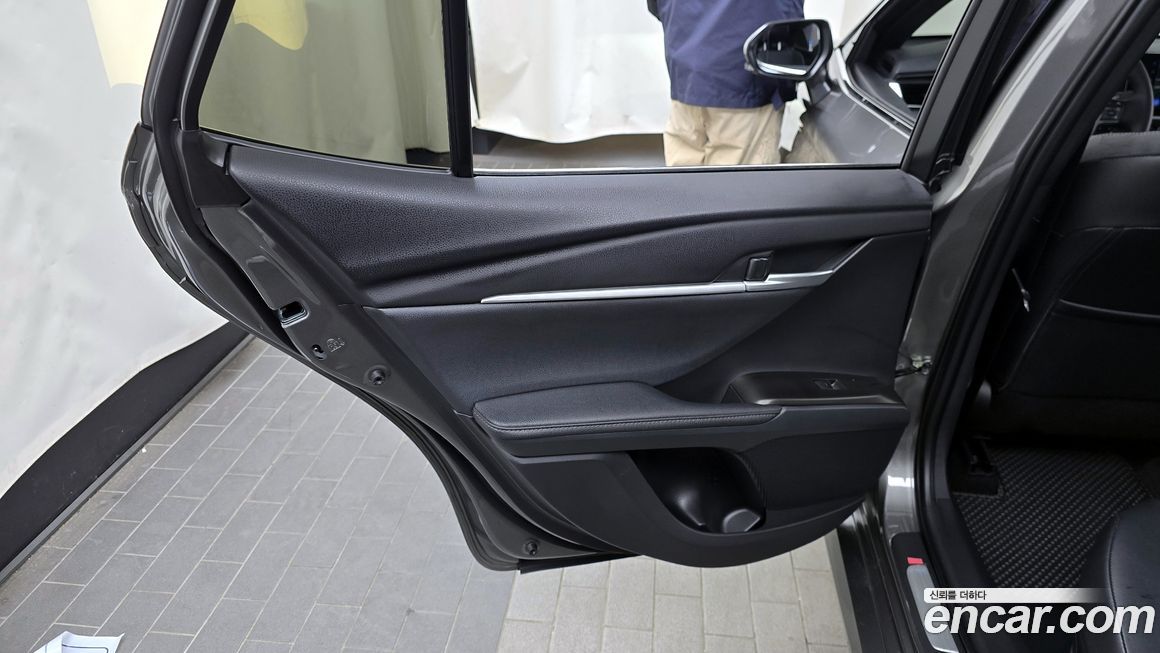 Toyota Camry 2025