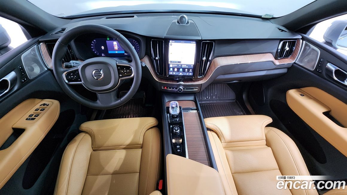 Volvo XC60 2024