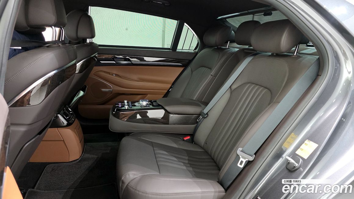 Genesis G90 2020