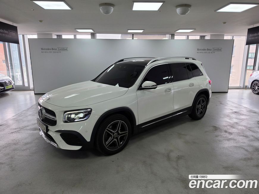 Mercedes-Benz GLB-Class 2023