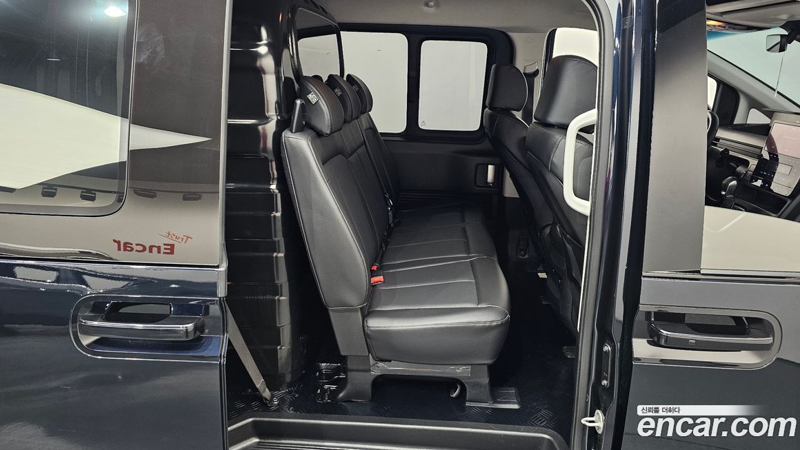 Hyundai Staria 2023