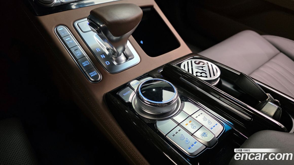 Genesis G90 2020