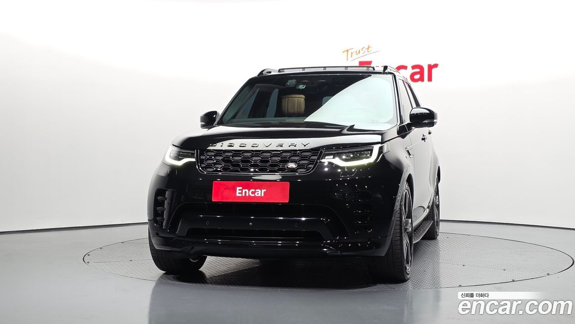Land Rover Discovery 2024
