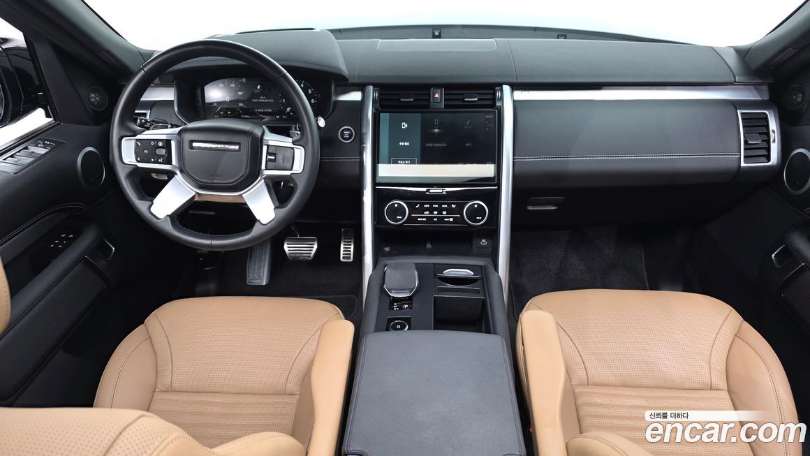 Land Rover Discovery 2024