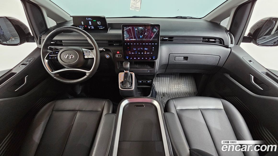Hyundai Staria 2023