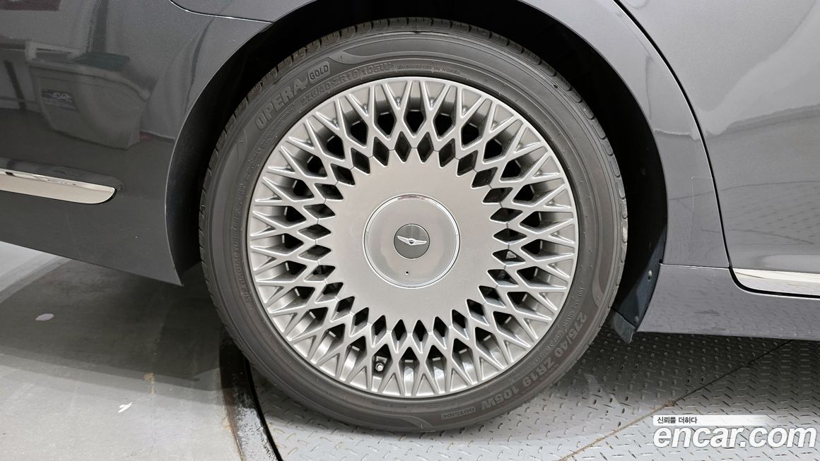 Genesis G90 2020