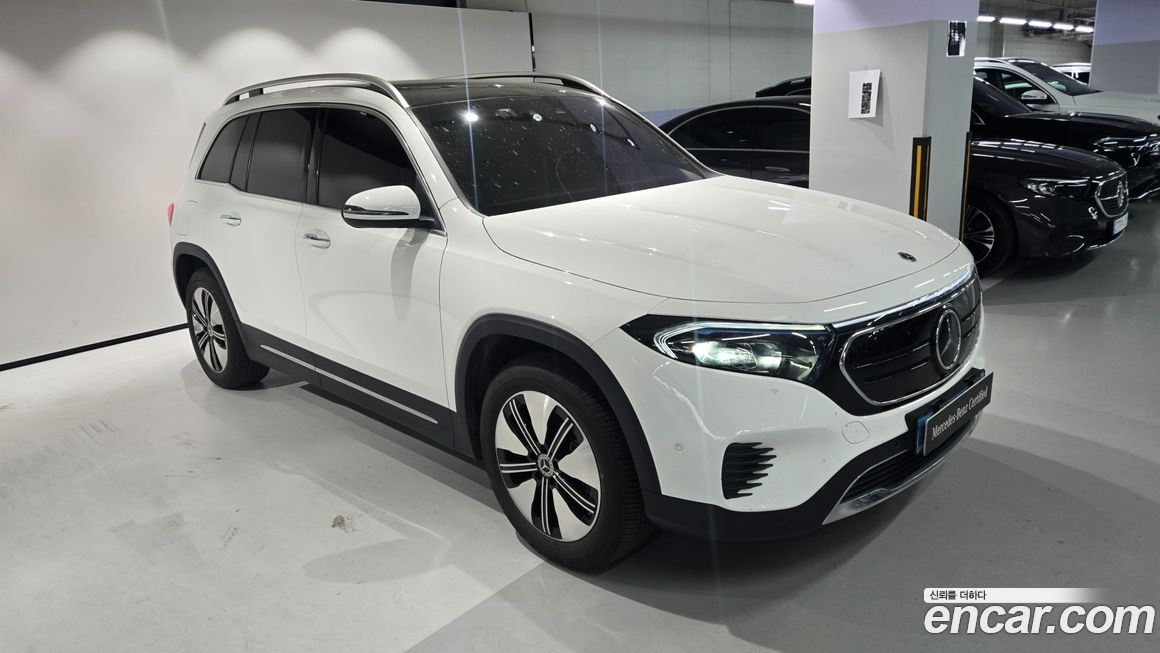 Mercedes-Benz EQB 2024