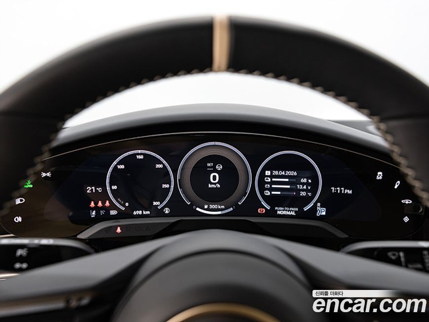 Porsche Taycan 2025